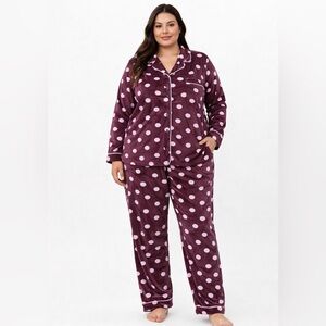 Vera Wang soft, plush WOMENS size L Jammie set. Cozy, lounge pajamas!